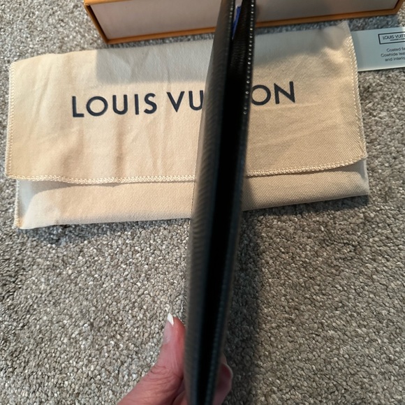 Louis Vuitton large slim wallet - Picture 5 of 7